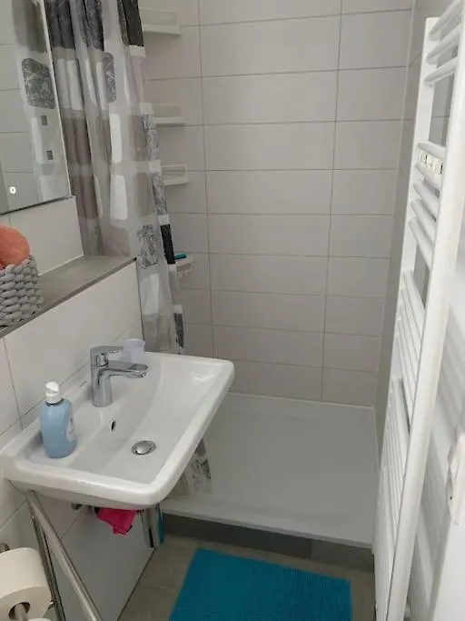 Gemuetliche Altbauwohnung In Stuttgart Ostendplatz