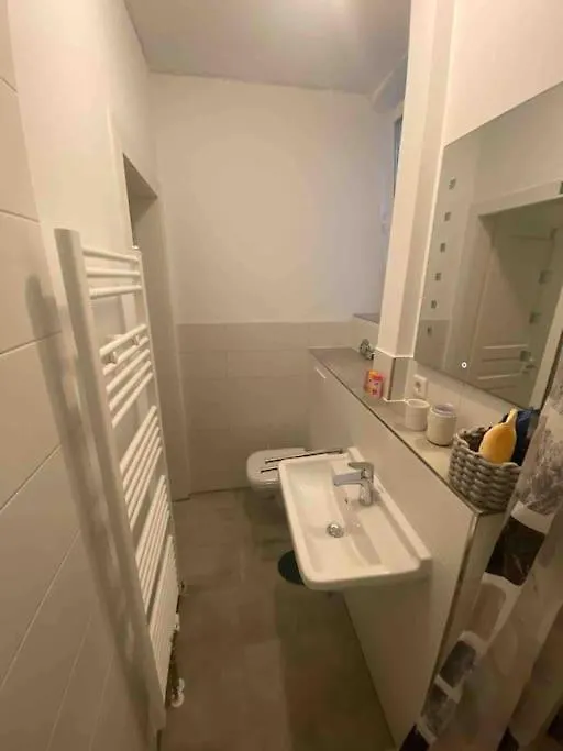 Gemuetliche Altbauwohnung In Stuttgart Ostendplatz Apartment