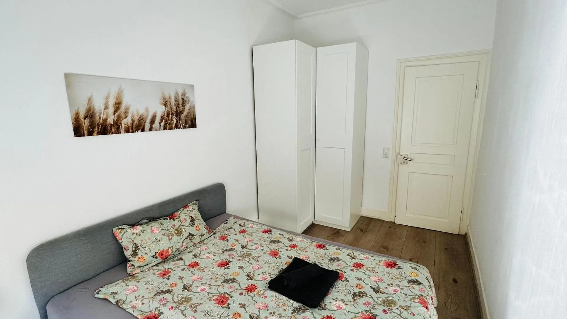 Apartment Gemuetliche Altbauwohnung In Stuttgart Ostendplatz Germany