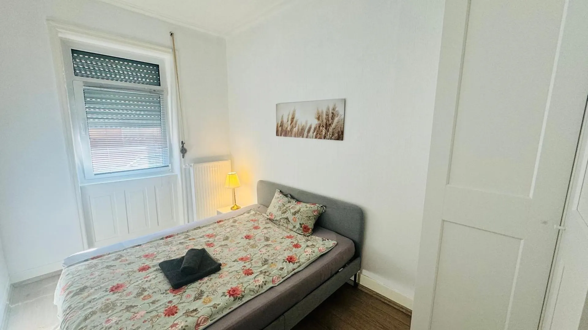 Gemuetliche Altbauwohnung In Stuttgart Ostendplatz